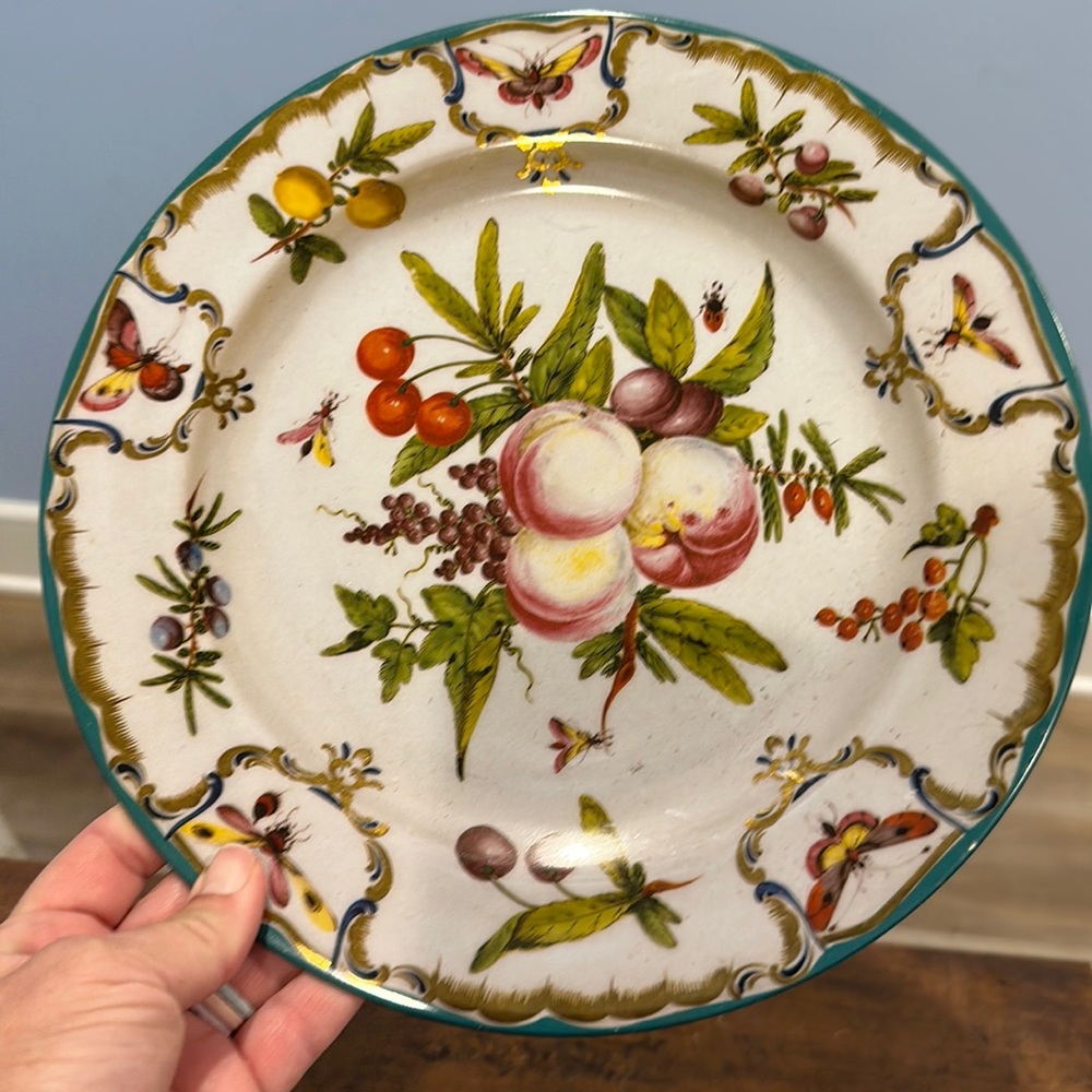 Tin Decorative plate produced by metropolitan museum of art.